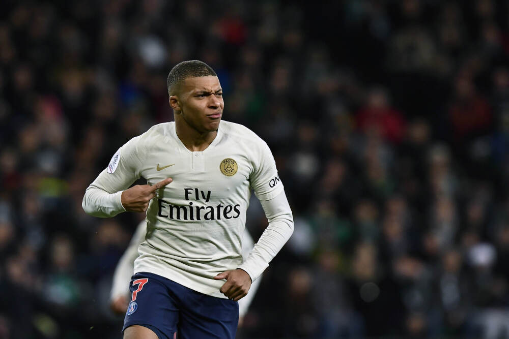 每日读画丨雪落千峰，天地辽远